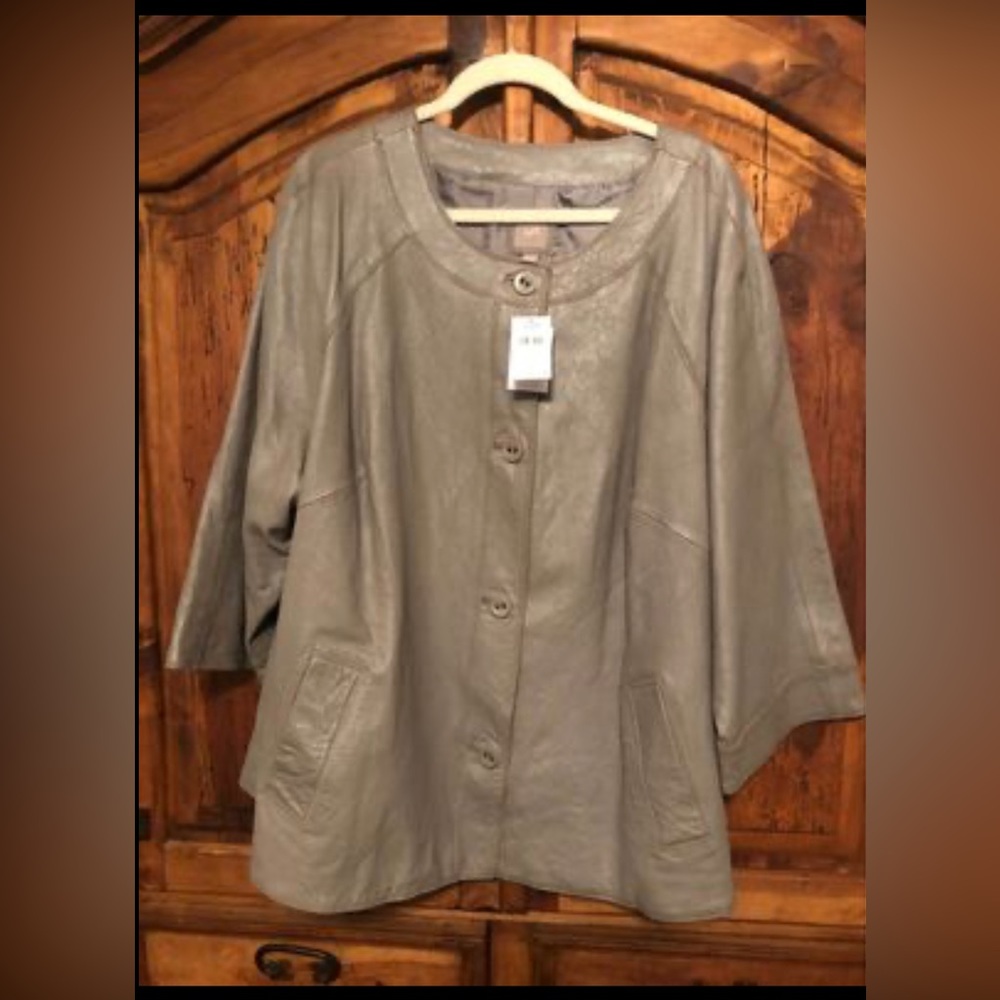 J.Jill Genuine leather gray shimm…brand new with tags! Beautiful, soft leather.